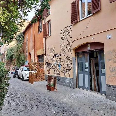 Trastevere Charming Loft Apartment *